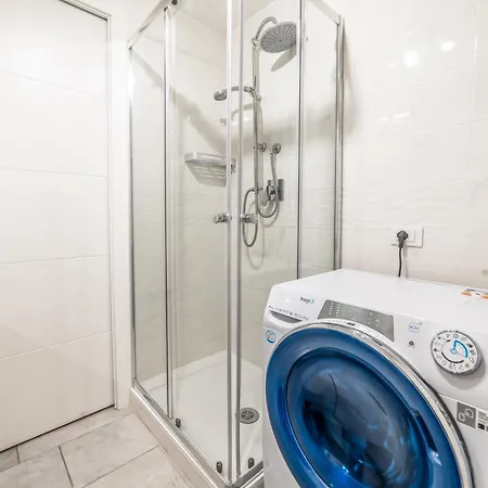 Benedetta Flat - Metropigneto & Tram - Free Wi-fi Appartement *